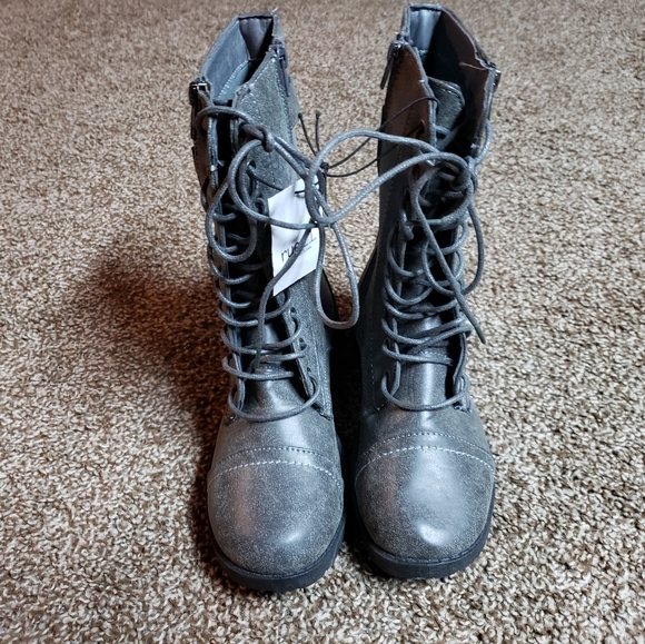 Rue 21 ETC! Boots - Picture 2 of 6